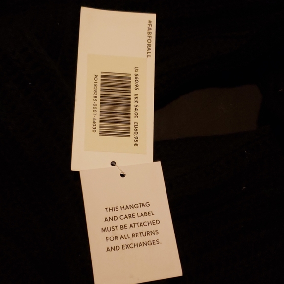 Sweater - Picture 4 of 4